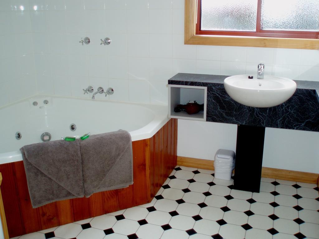 Highland Cabins And Cottages At Bronte Park Bilik gambar
